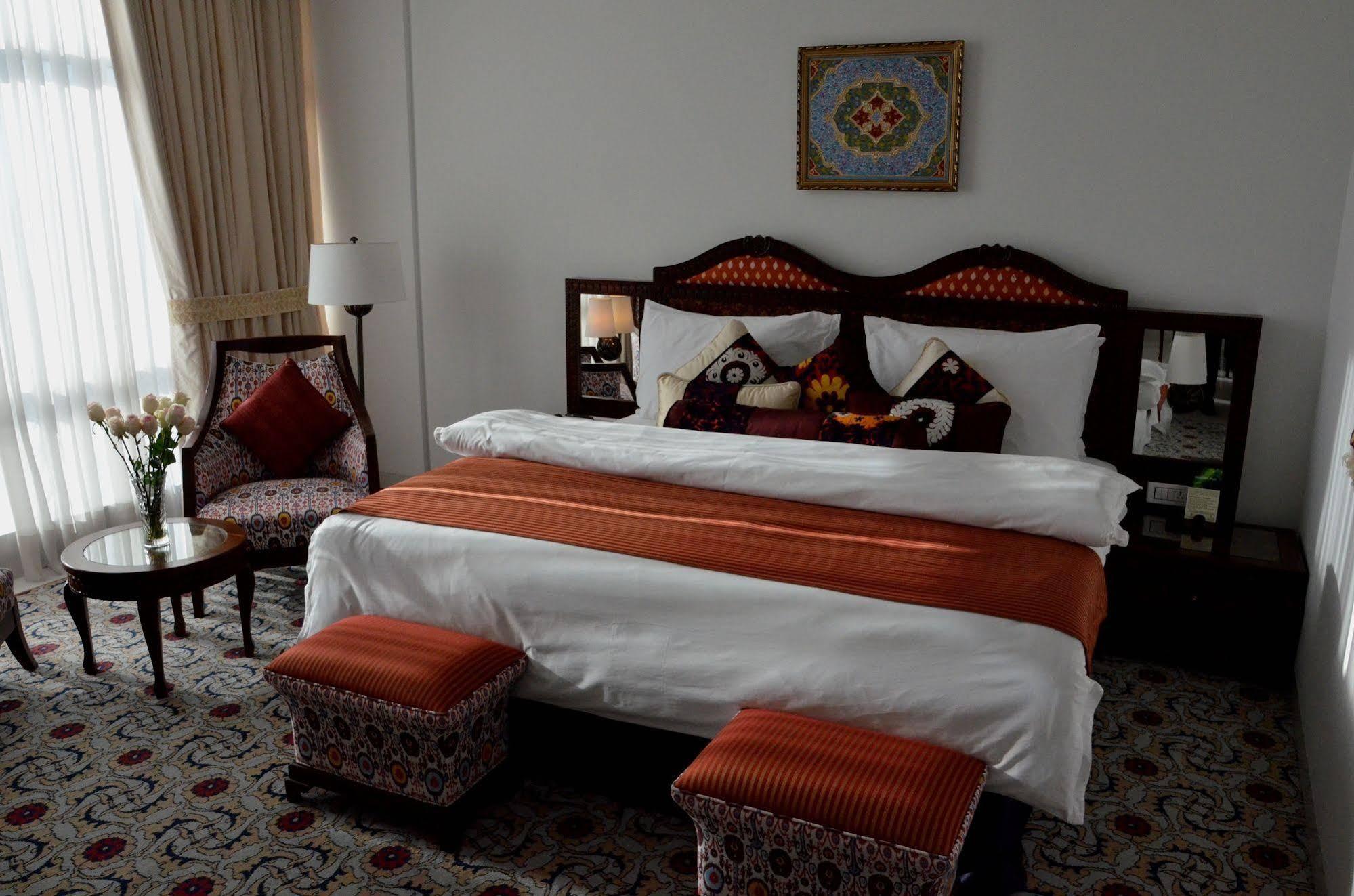 Dushanbe Serena Hotel Eksteriør billede