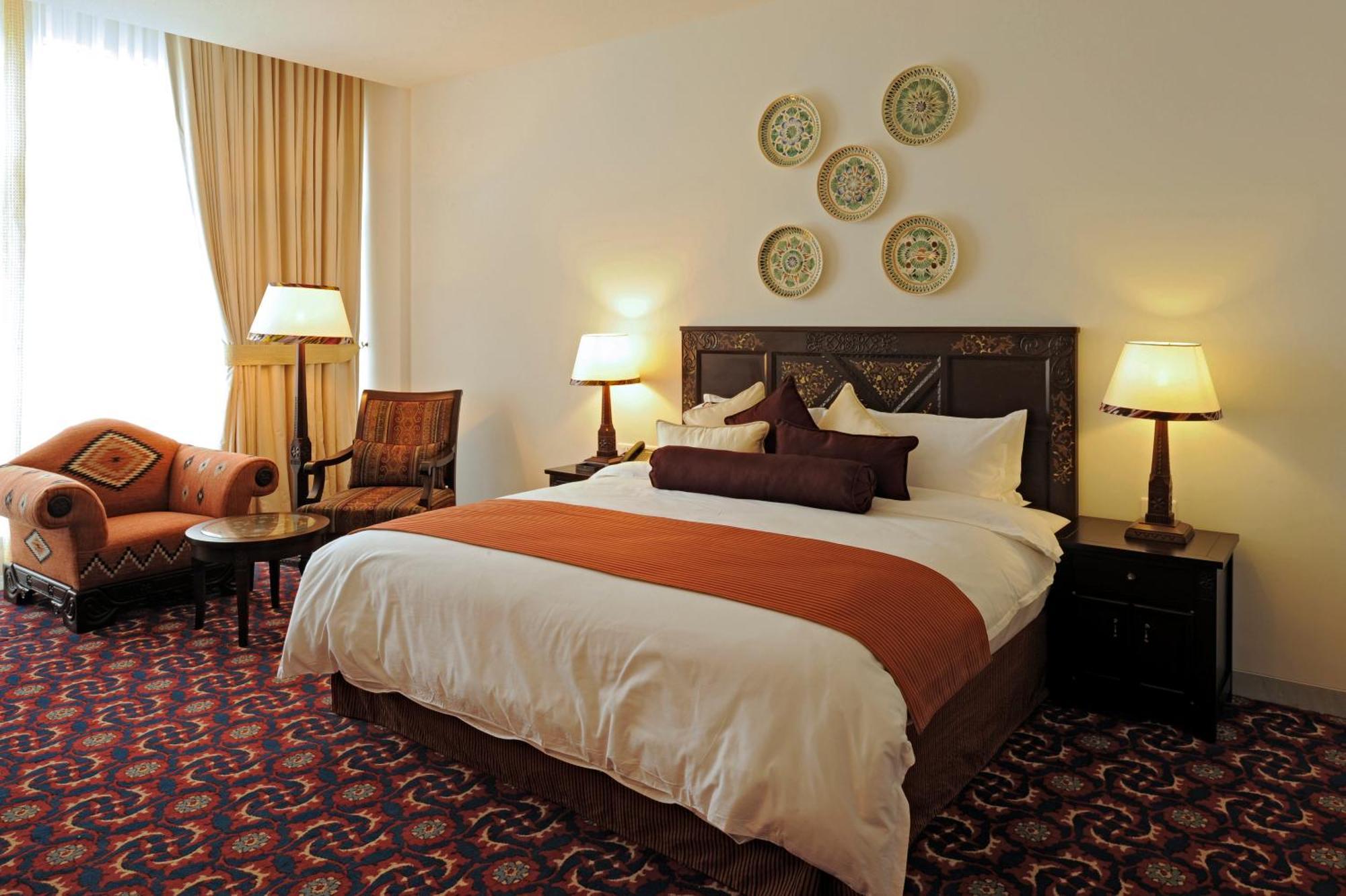 Dushanbe Serena Hotel Værelse billede