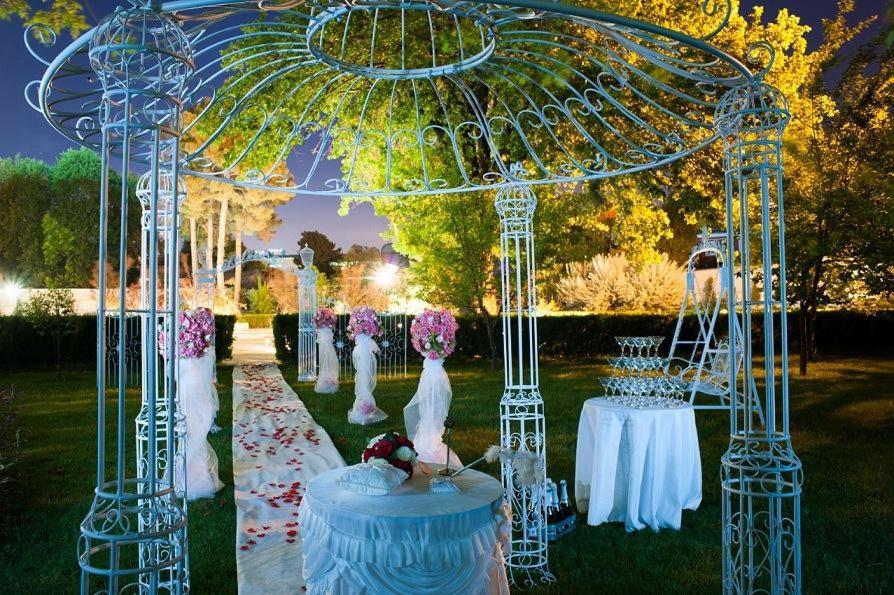 Dushanbe Serena Hotel Eksteriør billede