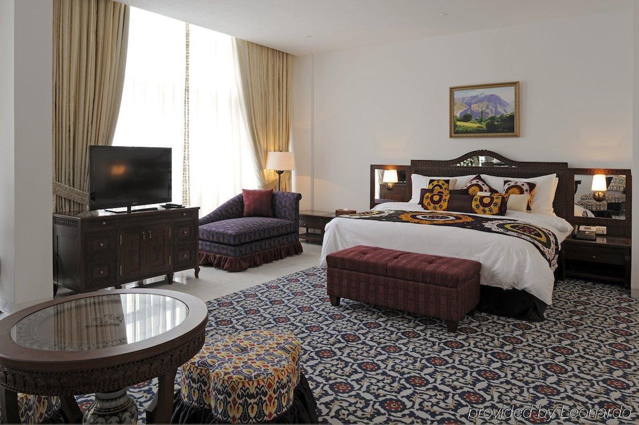 Dushanbe Serena Hotel Værelse billede