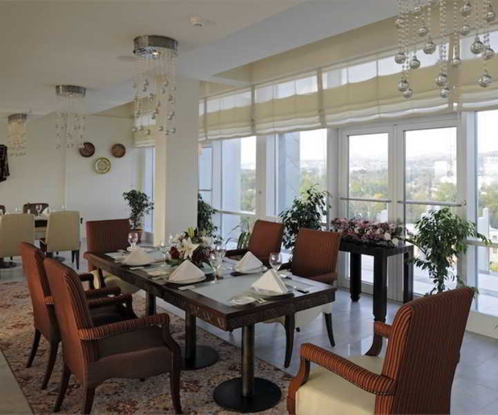 Dushanbe Serena Hotel Eksteriør billede