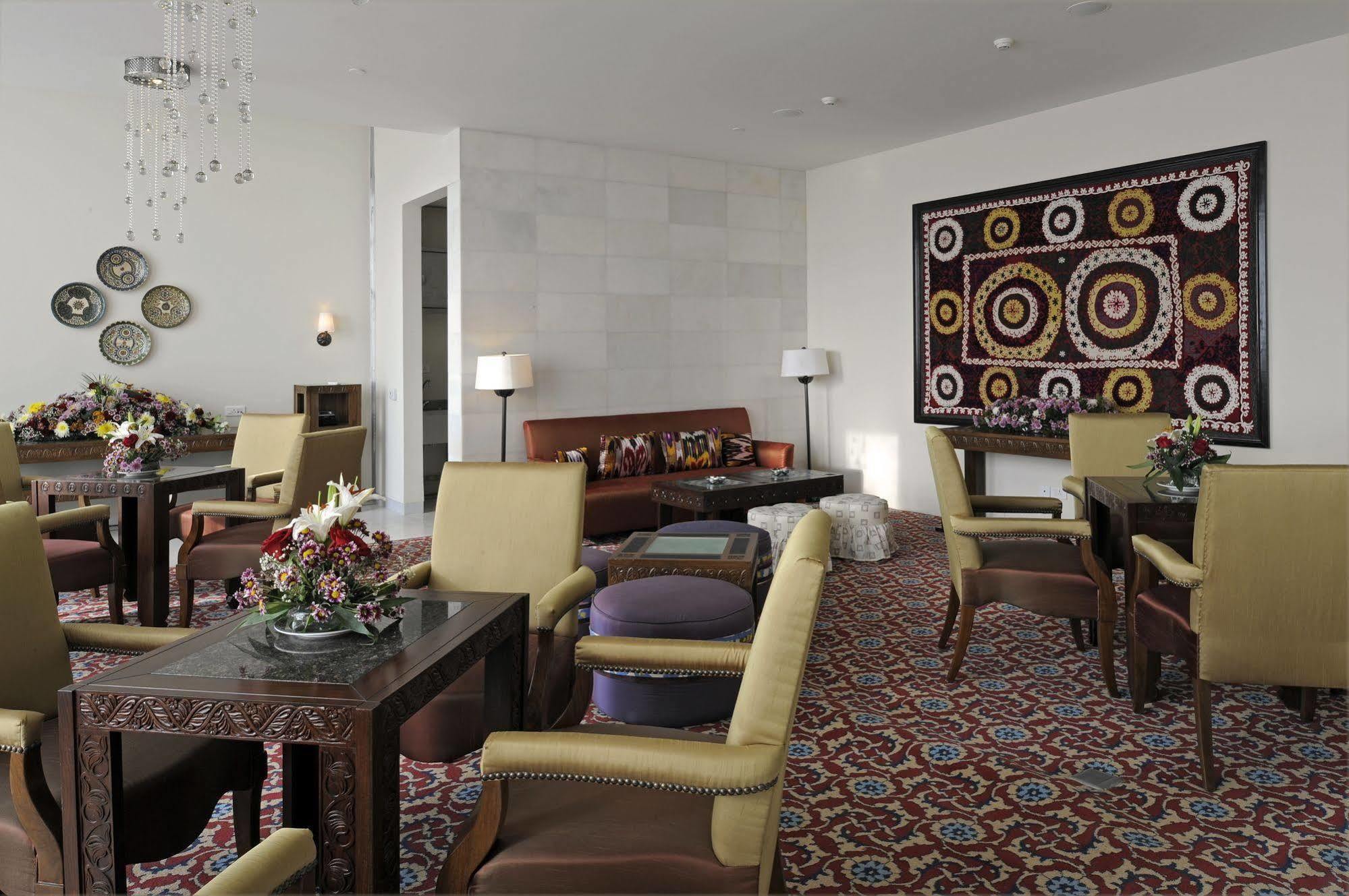 Dushanbe Serena Hotel Eksteriør billede