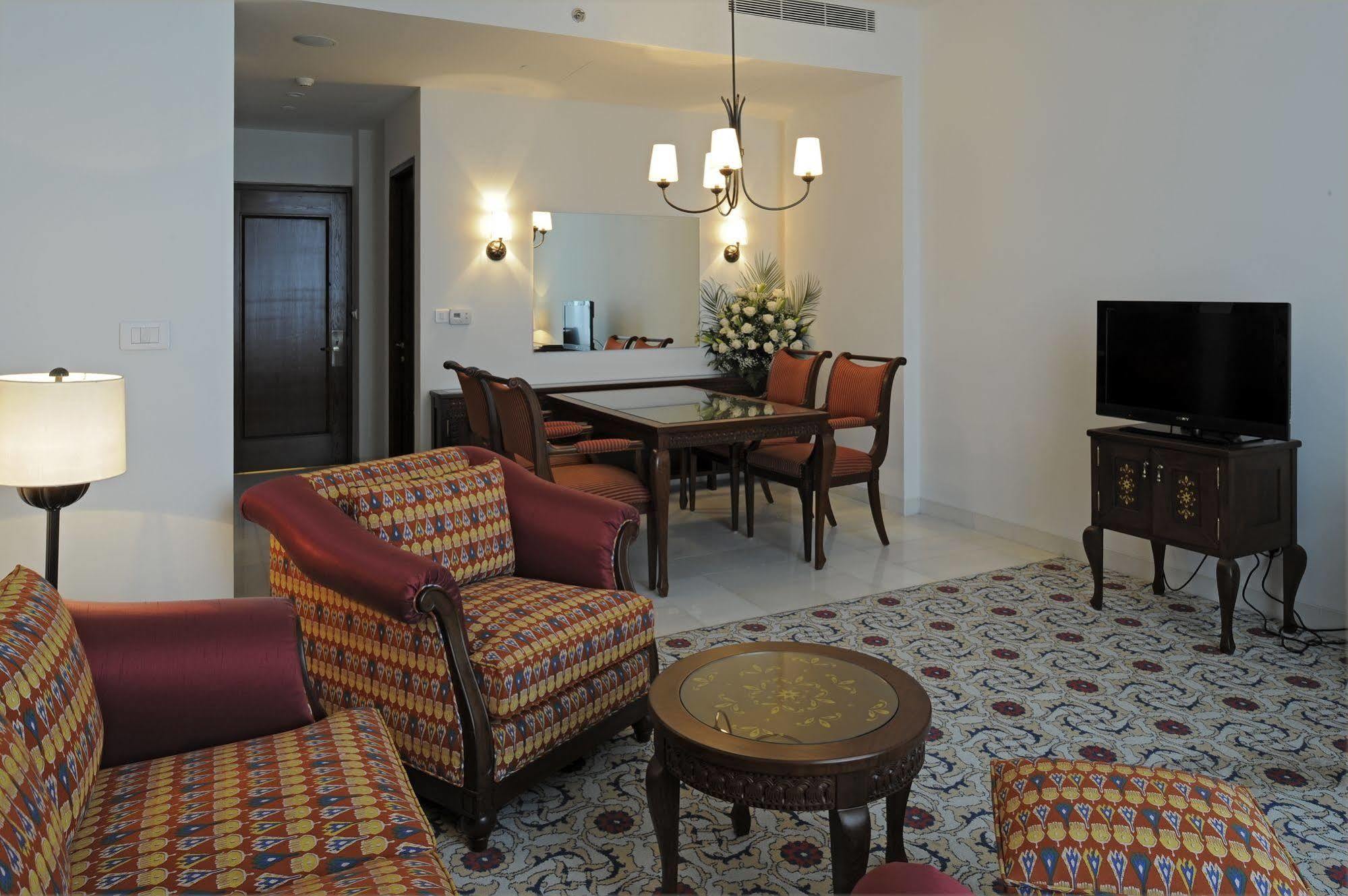 Dushanbe Serena Hotel Eksteriør billede